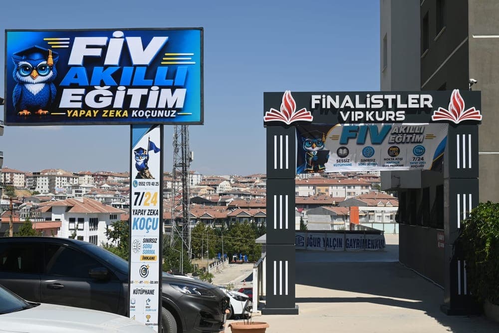 Finalistler VIP YKS hazırlık sınıfı ve etüt ortamı