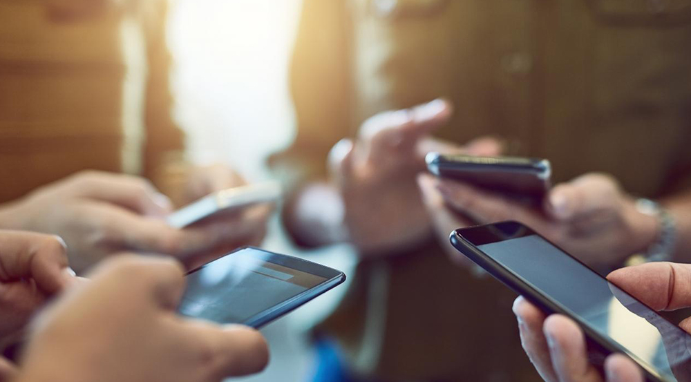 Sınav Senesinde Sosyal Medya ve Oyun Bağımlılığı ile Başa Çıkma Rehberi